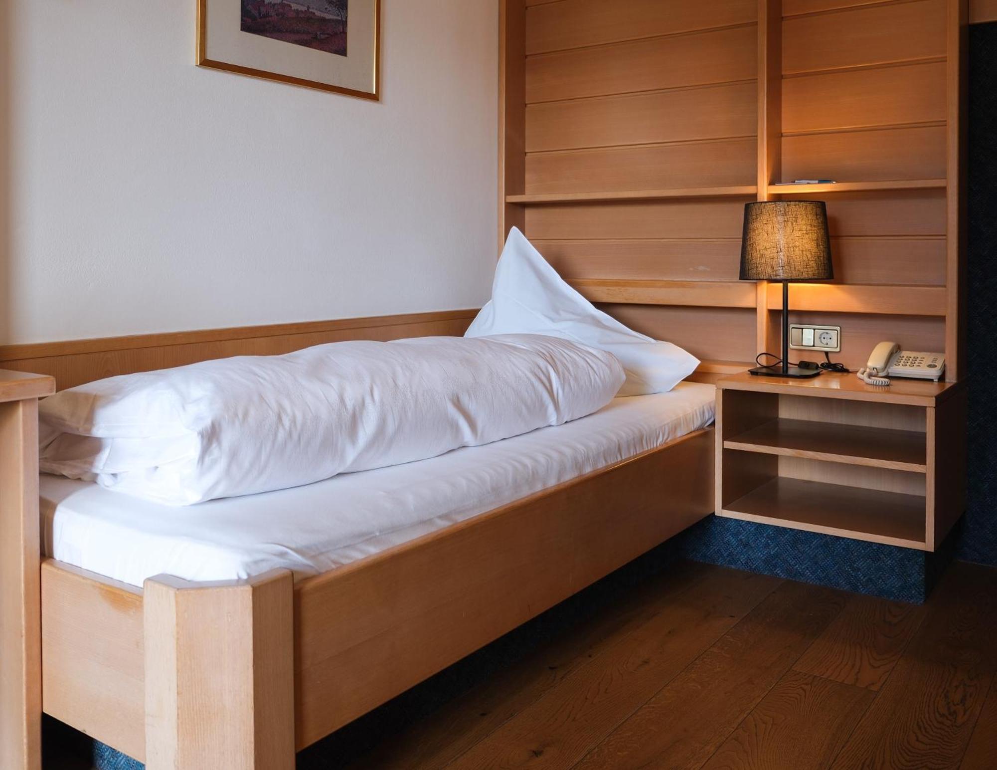 Ferien & Wellnesshotel Windschar Brunico Exterior foto